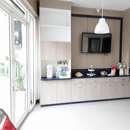 Banmeesukko Bed & Breakfast Phitsanulok Bagian luar foto