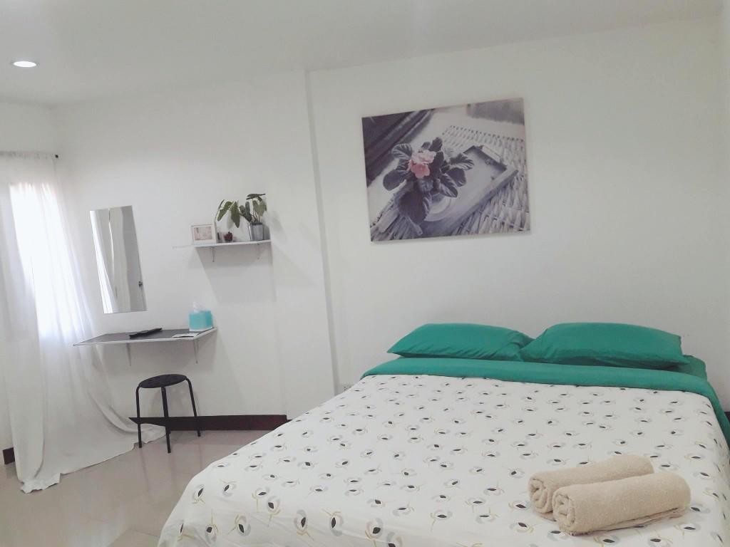 Banmeesukko Bed & Breakfast Phitsanulok Bagian luar foto